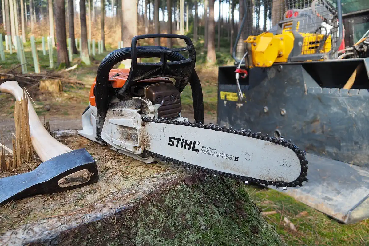 šumarska oprema - održavanje šumarske opreme